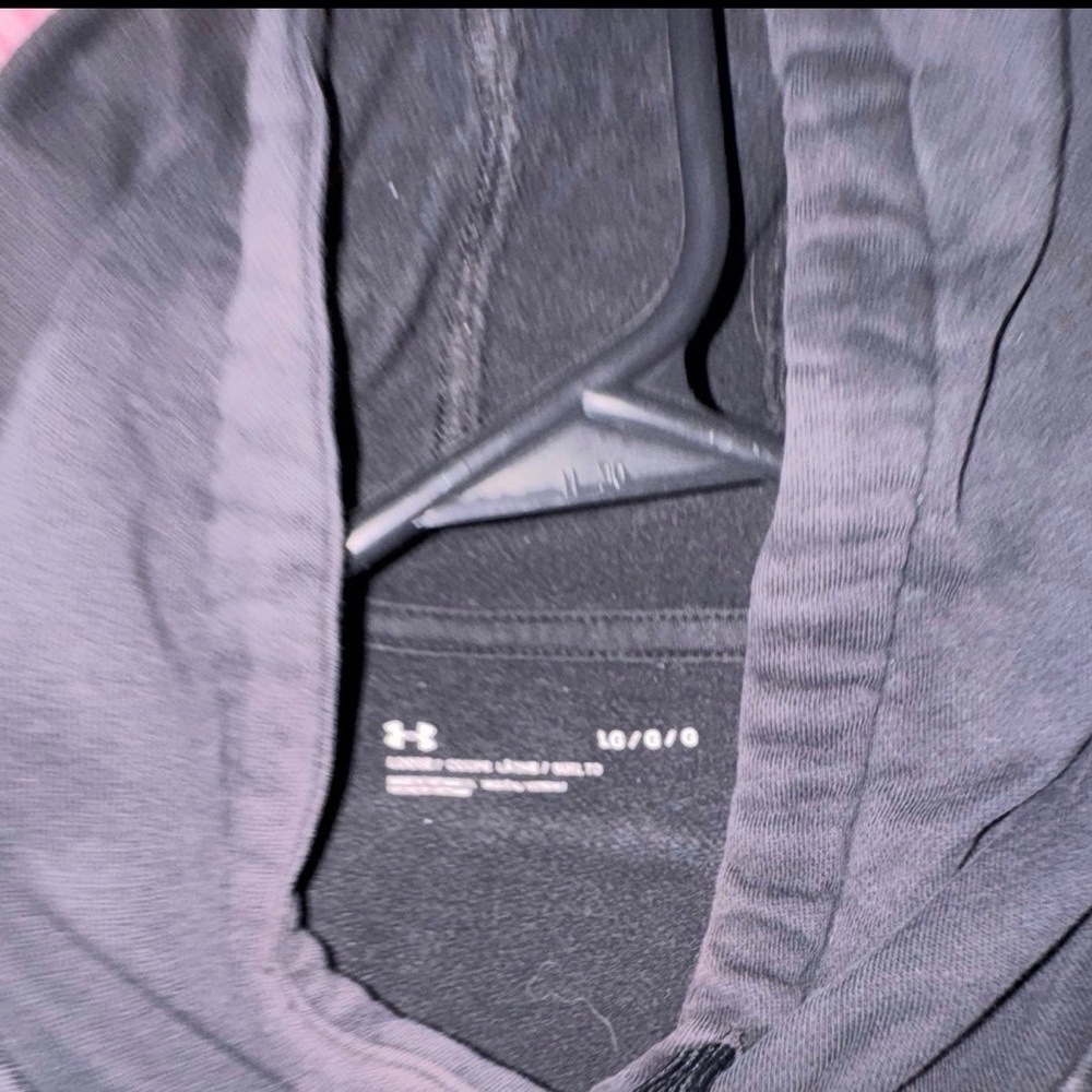 Under Armour Black 'Freedom' Pullover Hoodie with Flag Logo - Picture 2 of 2